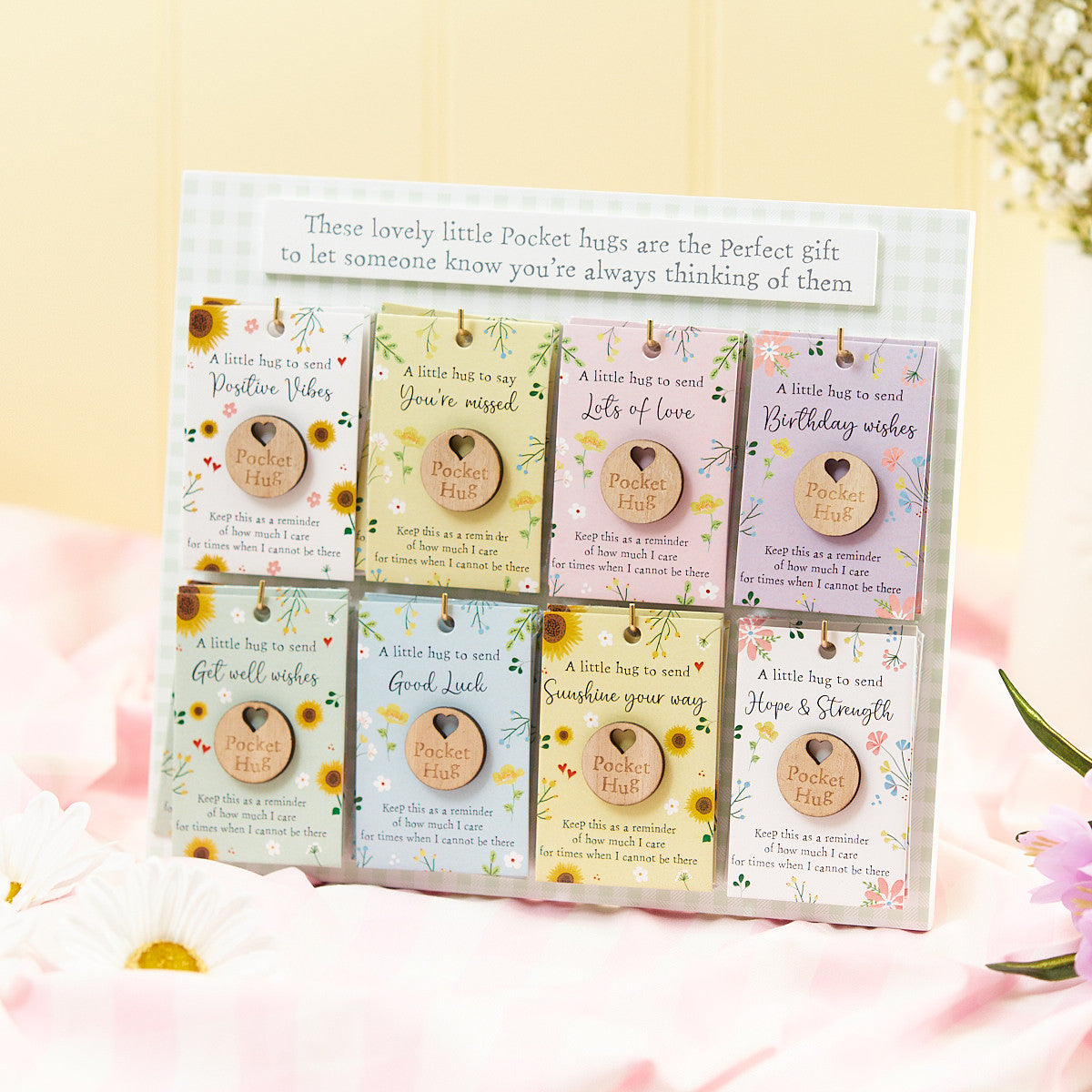 Round Pocket Hug 8 Asstd Wooden On Floral Card