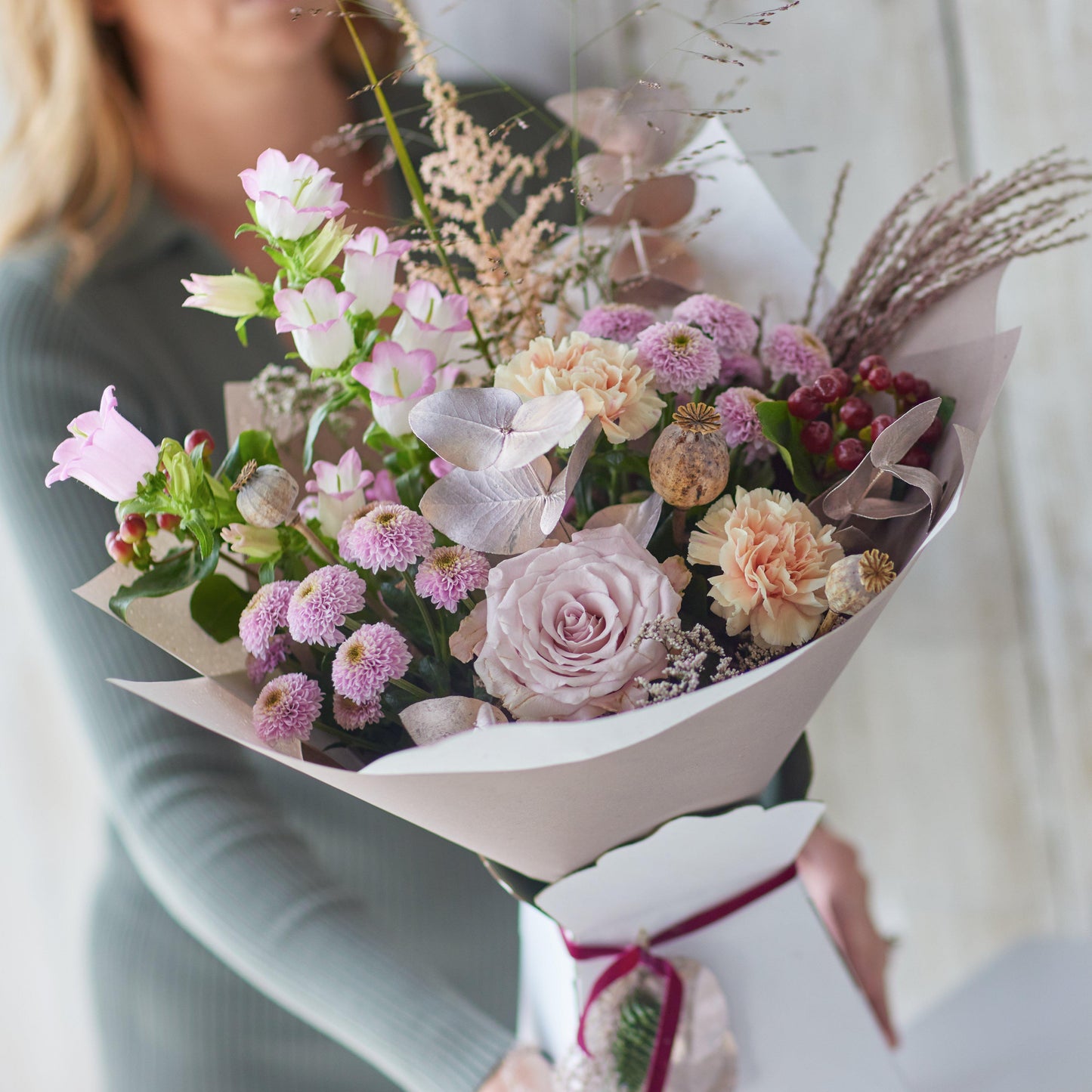 Winter Trending Bouquet without Lilies