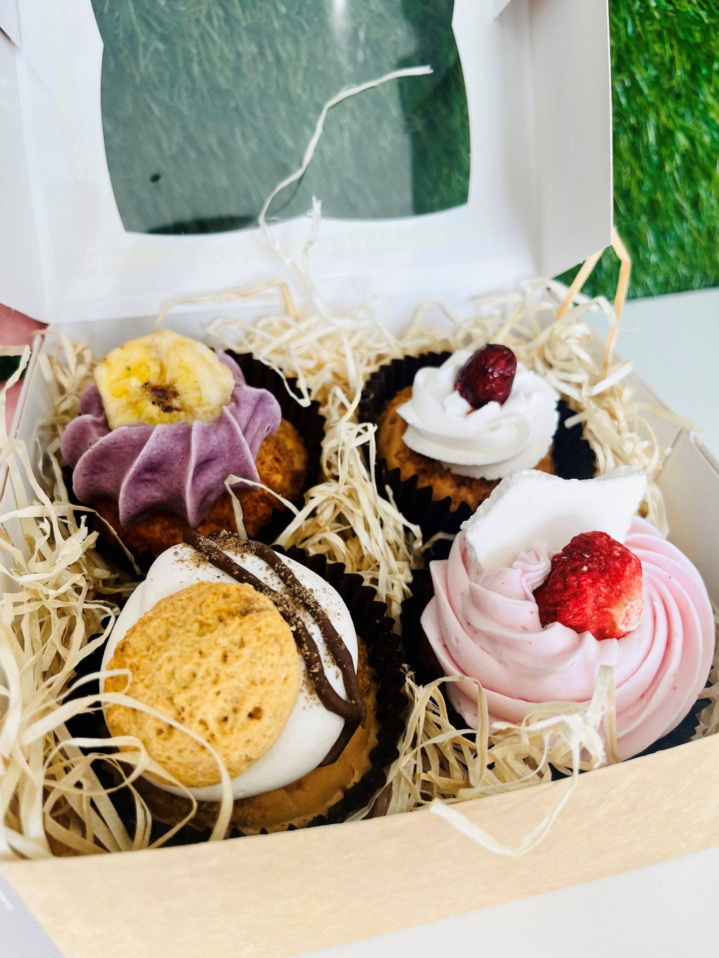 Luxury Pupcake Giftbox - 4 Cupcakes