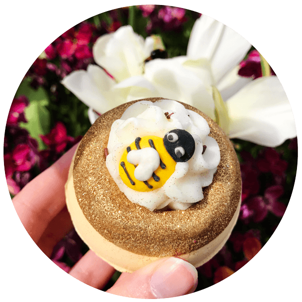 <b> Any 3 for £12.00</b> <br>Honey Bee Mine Bath Blaster