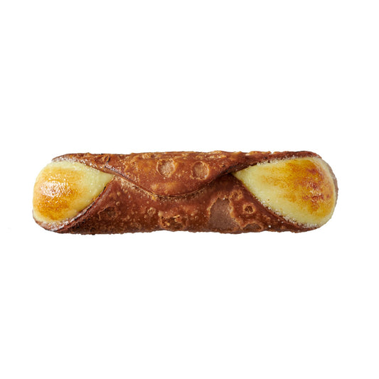 Handmade Cannoli with crème brûlée flavour filling