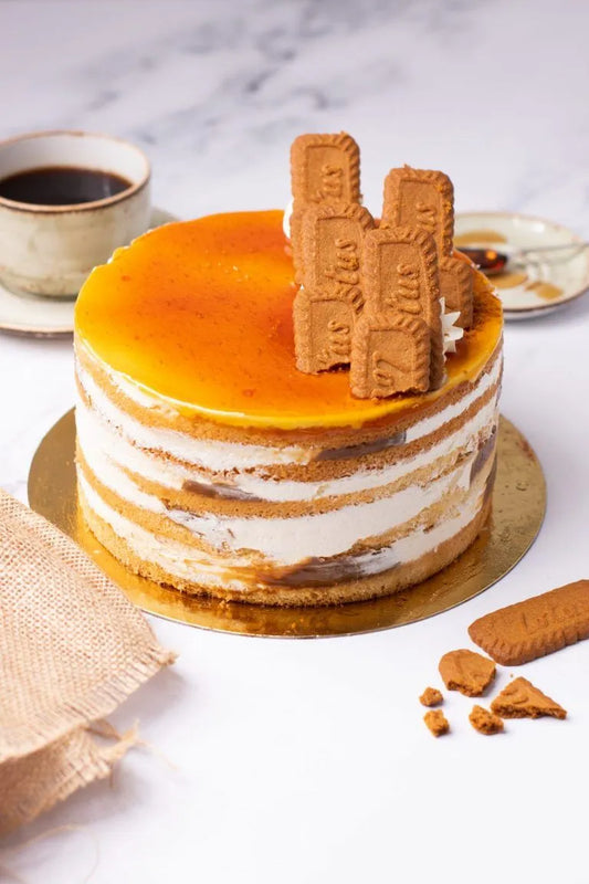 Caramel Lotus Biscoff Gateau
