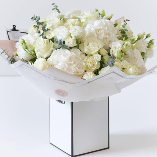 Showstopper White Flower Bouquet