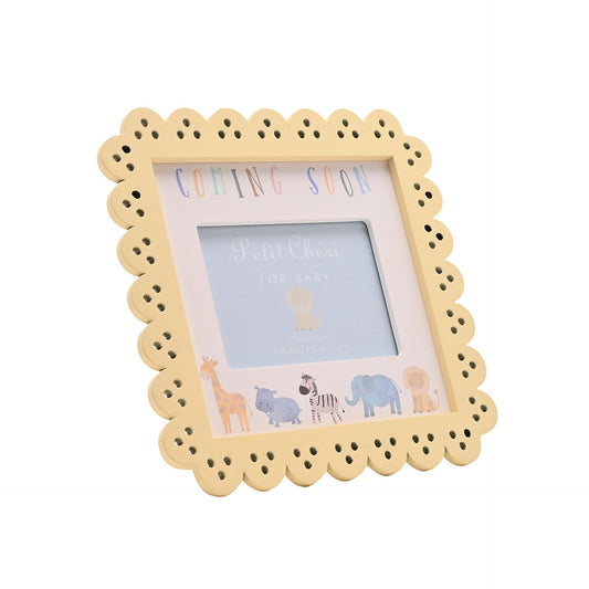 Petit Cheri Scallop Frame 4" x 3"