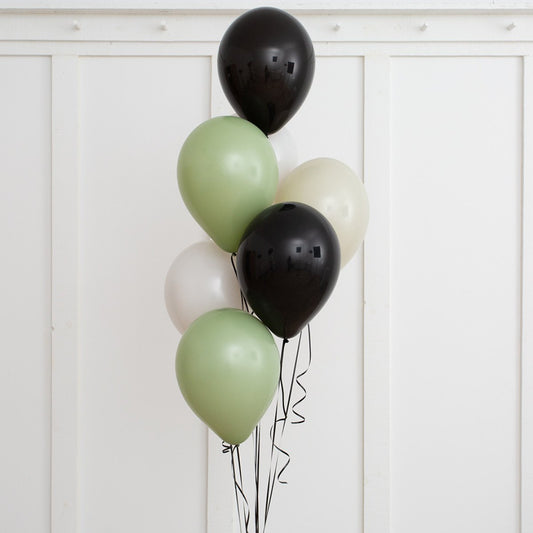 Football Gamer Latex Balloon Bouquet (Helium Filled)