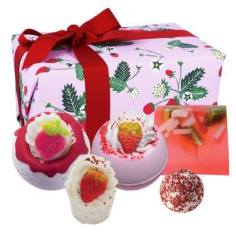 Strawberry Feels Gift Pack