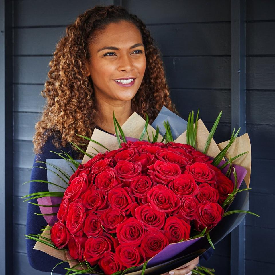 100 Red Rose Grand Gesture