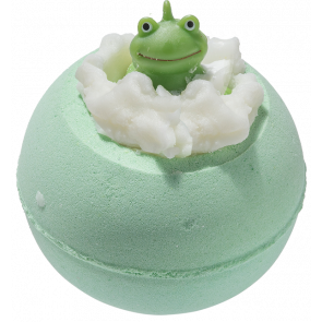 It's Not Easy Being Green Blaster | Presentimes